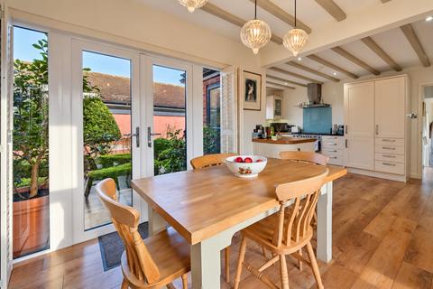 3 bedroom detached bungalow for sale, Newbury Road, East Hendred