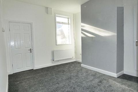 3 bedroom terraced house to rent, Beresford Street, Stoke-on-Trent, ST42EX