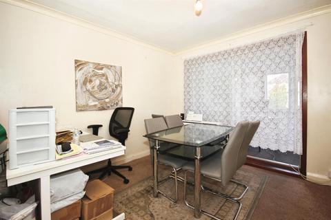 3 bedroom terraced house for sale, Lavender Avenue, Coventry