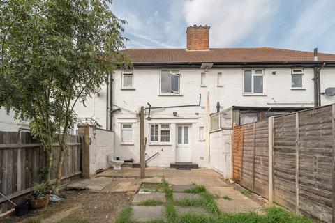 2 bedroom maisonette for sale, Woodstock Way, Mitcham CR4