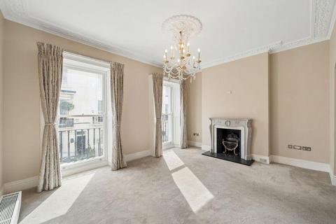 4 bedroom terraced house to rent, Chester Row, Belgravia, London SW1W