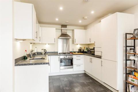 2 bedroom apartment to rent, Newfoundland Way, Bristol, BS20