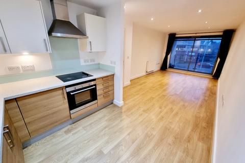 2 bedroom flat to rent, Woolners Way, STEVENAGE, SG1