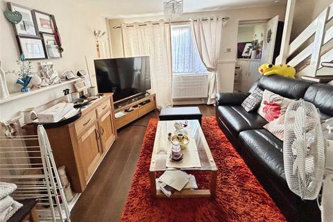 2 bedroom terraced house to rent, Hampden Road, Leicestershire LE4
