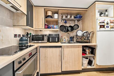 2 bedroom flat for sale, Melville Place, Islington, London, N1