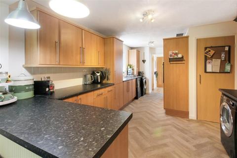 4 bedroom semi-detached house for sale, Hunters Close, Hurworth Place, Darlington