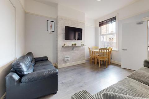 1 bedroom in a house share to rent, Storer Road, Loughborough LE11
