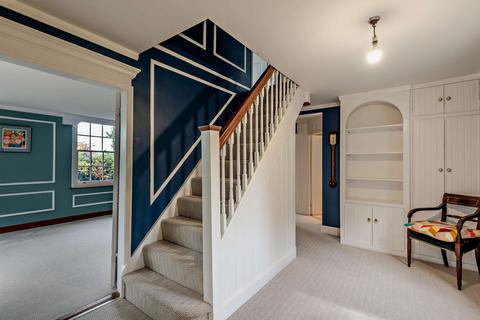3 bedroom detached house to rent, London Road, Chalfont St. Giles, Buckinghamshire