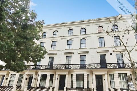 3 bedroom duplex to rent, Cambridge Terrace Dover CT16