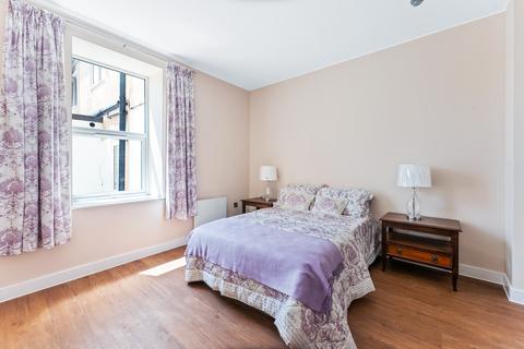 2 bedroom flat to rent, Ellenborough Park South , Weston Super Mare BS23