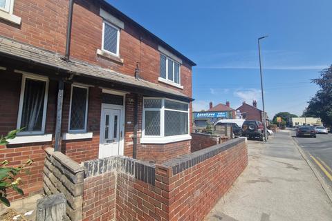 3 bed semi-detached house for rent in Wakefield Road, PONTEFRACT, WF8