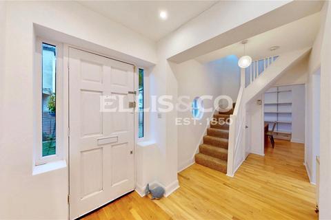 3 bedroom terraced house to rent, The Grange, Wembley, HA0
