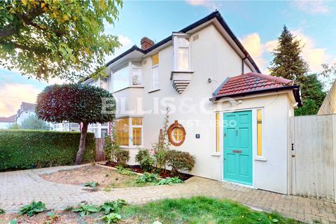 3 bedroom terraced house to rent, The Grange, Wembley, HA0