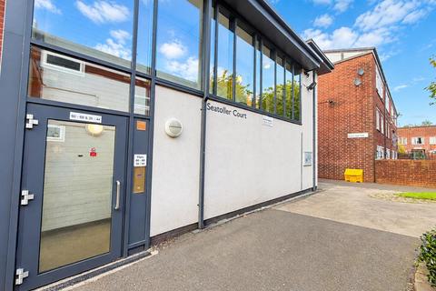 2 bedroom flat for sale, Seatoller Court, Royton, Oldham