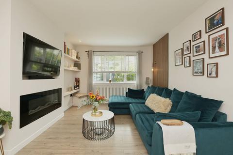2 bedroom terraced house for sale, 21 Almond Green, East Craigs, Edinburgh, EH12 8UA