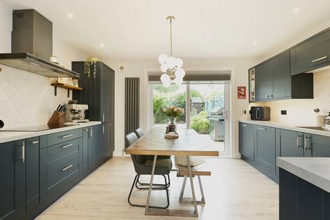 2 bedroom terraced house for sale, 21 Almond Green, East Craigs, Edinburgh, EH12 8UA