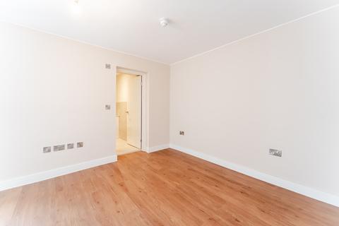 2 bedroom flat to rent, Ellenborough Park South , Weston Super Mare BS23