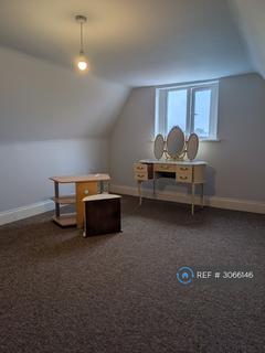 2 bedroom flat to rent, High St, King's Lynn, PE30