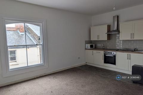 2 bedroom flat to rent, High St, King's Lynn, PE30