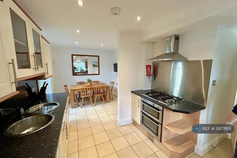 6 bedroom terraced house to rent, Godolphin Road, Falmouth, TR11