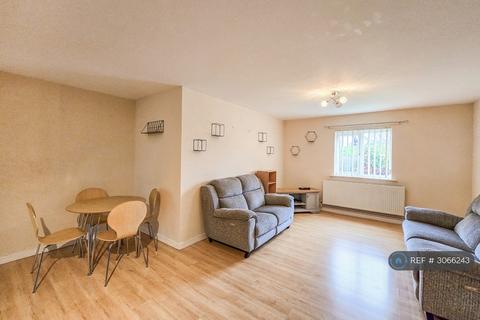 2 bedroom flat to rent, Wisbech Road, King's Lynn, PE30