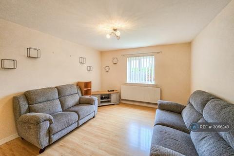 2 bedroom flat to rent, Wisbech Road, King's Lynn, PE30