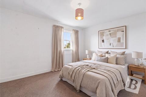 2 bedroom end of terrace house for sale, Windmill Street, Gravesend, Kent, DA12
