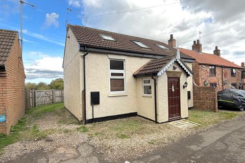 2 bed cottage for rent in Barwick Lane, Yarm