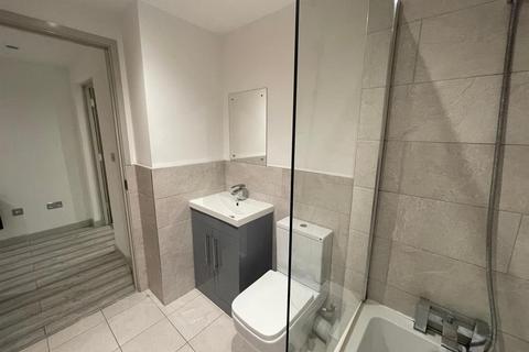 1 bedroom flat to rent, Castle Street, Hadley, Telford