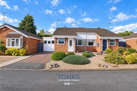 2 bedroom semi-detached bungalow for sale, Lombardy Croft, Halesowen B62