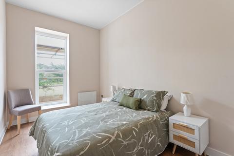 2 bedroom flat to rent, Ellenborough Park South , Weston Super Mare BS23