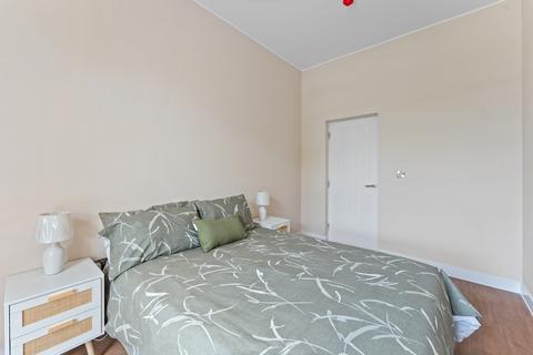 2 bedroom flat to rent, Ellenborough Park South , Weston Super Mare BS23