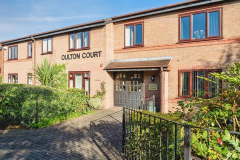1 bedroom flat for sale, Oulton Court, Grappenhall, Warrington, Cheshire, WA4