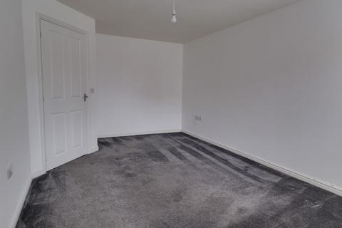 3 bedroom semi-detached house to rent, Fieldhouse Way, Stafford ST17