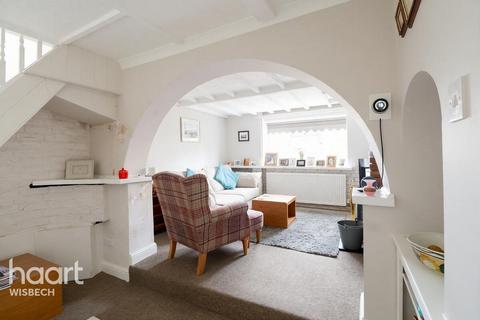 2 bedroom semi-detached house for sale, Gorefield Road, Leverington