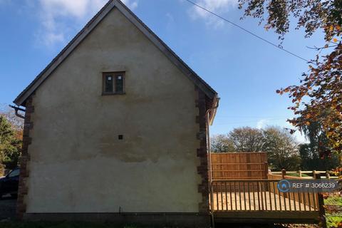 3 bedroom semi-detached house to rent, Shucknall, Hereford, HR1