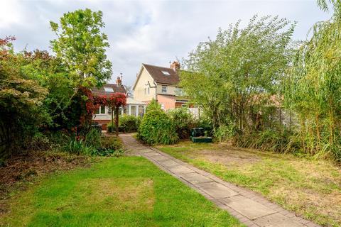 3 bedroom detached bungalow for sale, Hopgrove Lane South, York, YO32 9TG