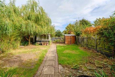 3 bedroom detached bungalow for sale, Hopgrove Lane South, York, YO32 9TG