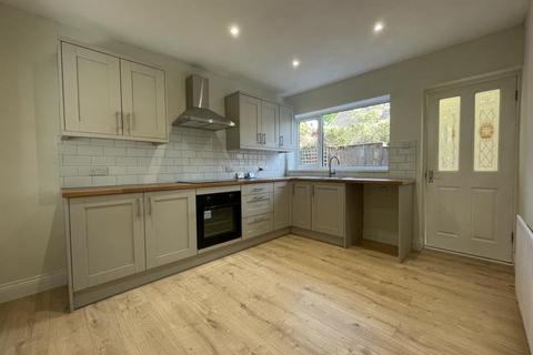 3 bedroom bungalow to rent, Dalkeith Crescent, Middlesbrough, TS8