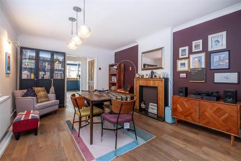 3 bedroom detached house for sale, Red Lion Road, Surbiton KT6