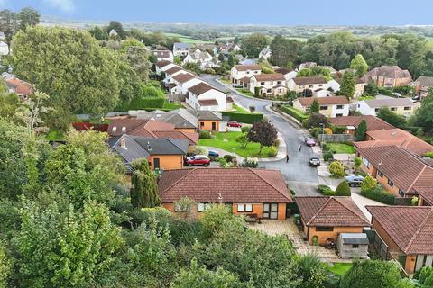 3 bedroom detached bungalow for sale, Clos Coedydafarn, Lisvane, Cardiff