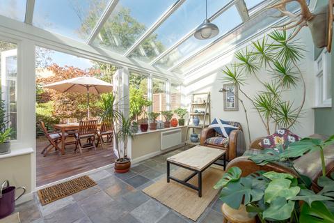 4 bedroom semi-detached house for sale, Birkbeck Road, London, W5