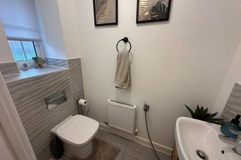 3 bedroom house to rent, Abbots Drive, LEICESTER, LE2