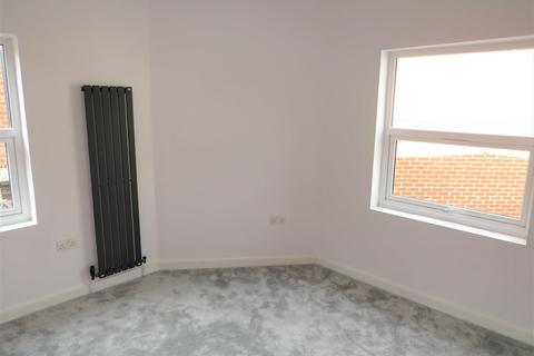 2 bedroom apartment to rent, Salisbury Street, FORDINGBRIDGE, SP6