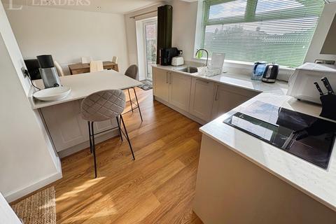 2 bedroom detached house to rent, Liskeard Drive, Allestree, Derby, DE22