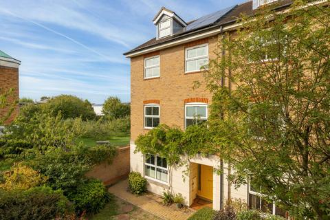 5 bedroom end of terrace house for sale, Evening Court, Newmarket Road, Cambridge, Cambridgeshire, CB5
