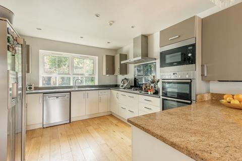 5 bedroom end of terrace house for sale, Evening Court, Newmarket Road, Cambridge, Cambridgeshire, CB5