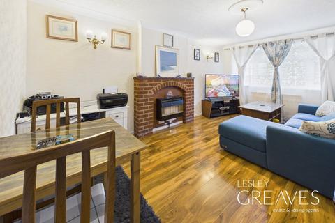 2 bedroom ground floor maisonette for sale, Shearing Close, Gedling, Nottingham
