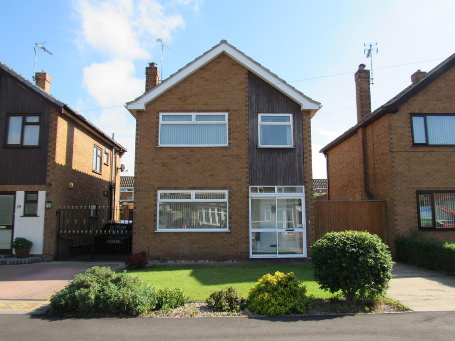 Weston Crescent, Sawley, Nottingham, NG10 3 bed detached house £199,950