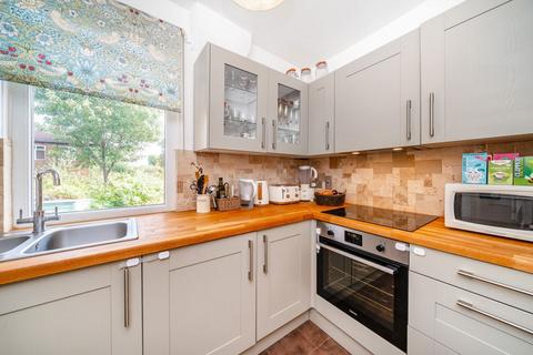 2 bedroom maisonette for sale, Windmill Road, London W5